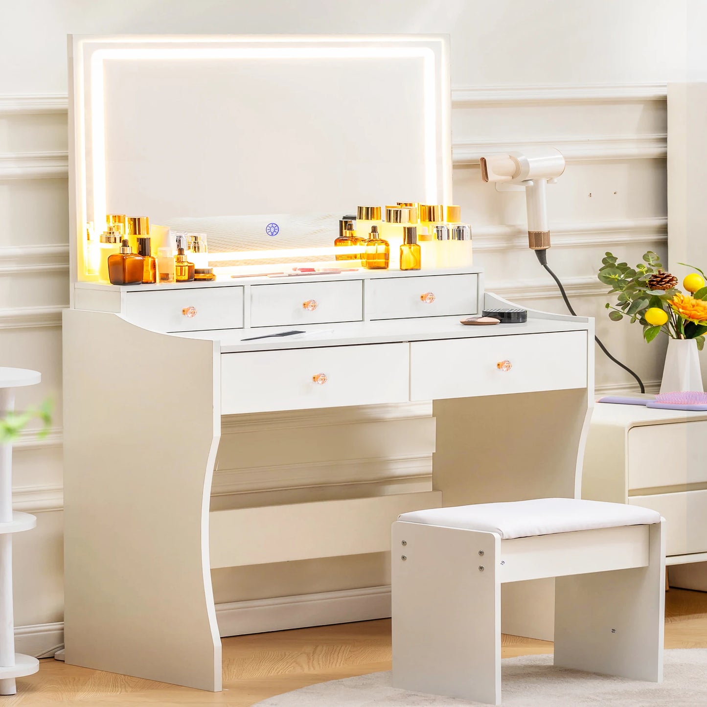 Ljustra Vanity Table Set with 4 Drawers Charging Station LED Mirror