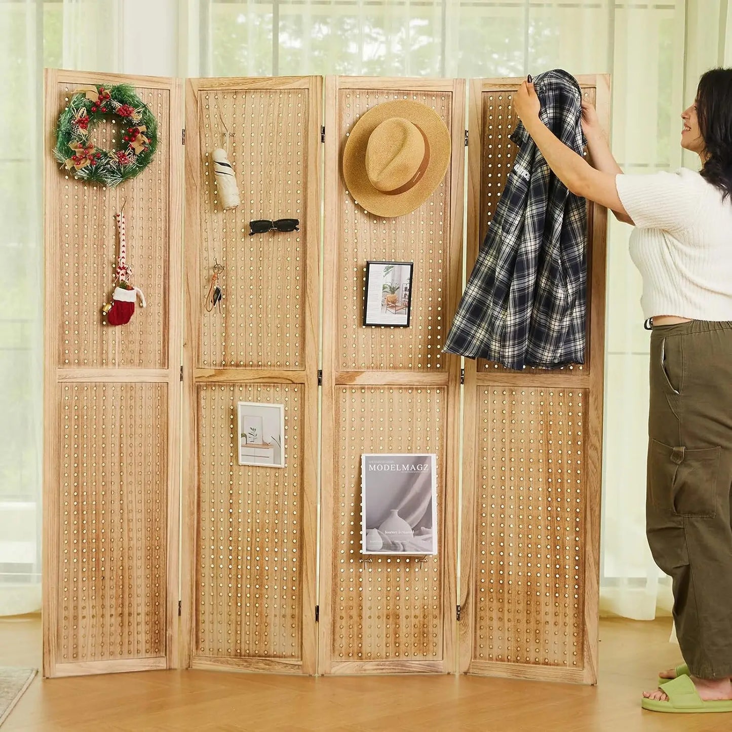 Room Divider Folding Pegboard Privacy Screen 4-Panel Display Stand