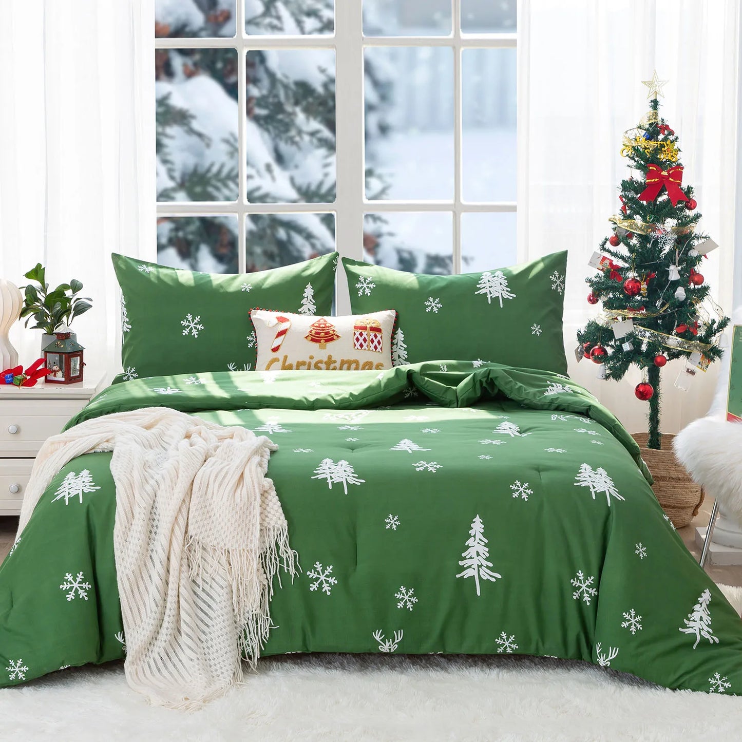 Soft PolyCotton Queen Comforter Christmas Reindeer Bedding Set