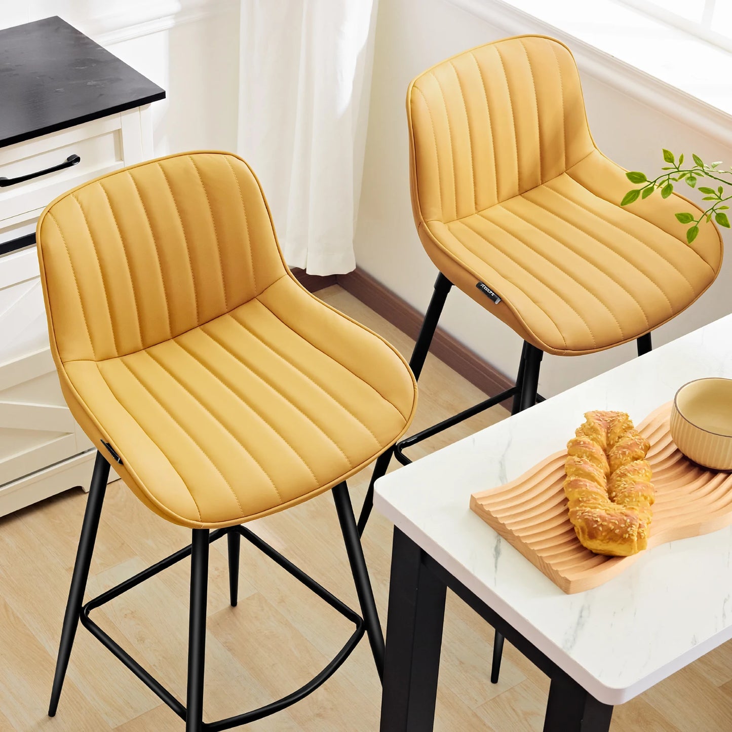 Redlife Swivel Bar Stools Set of 2 Modern Counter Height Dining Chairs