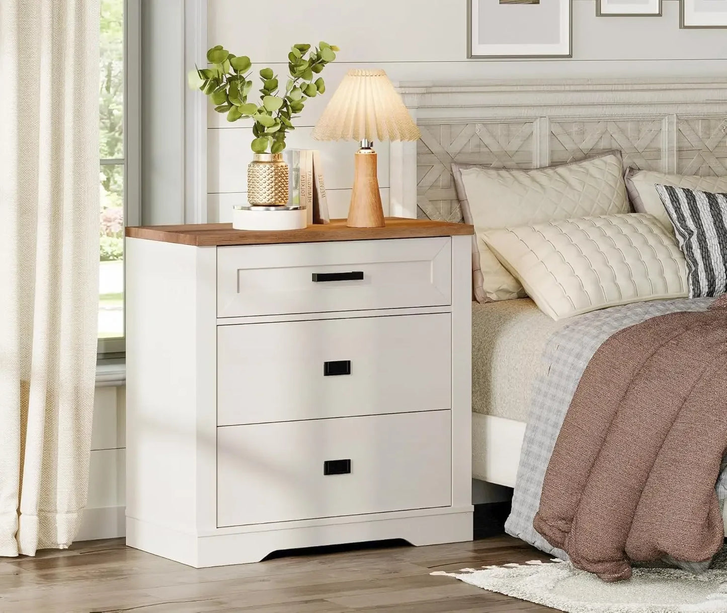 Solid Wood Nightstand Set of 2 Farmhouse Dresser with Drawers