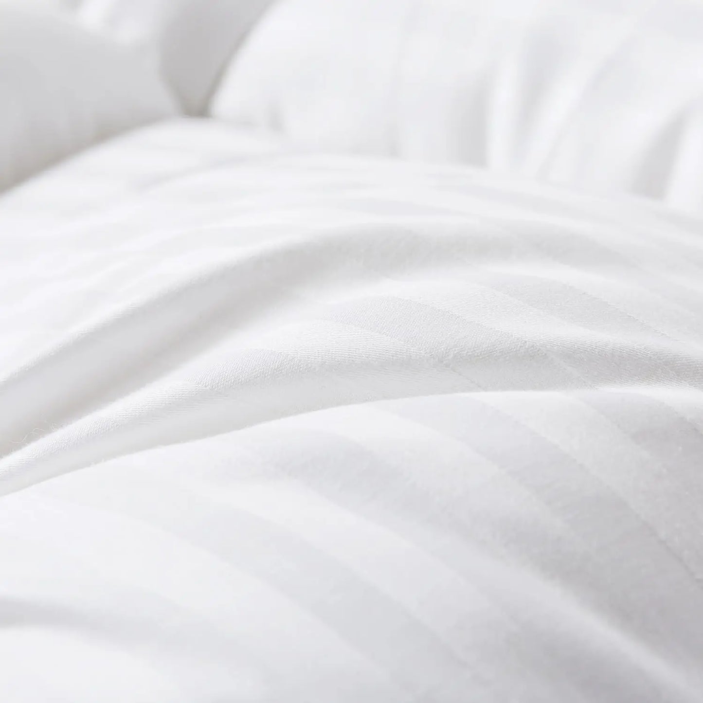 Ljustra Breathable Mattress Topper Soft Plush Full Extra Thick Pillow Top