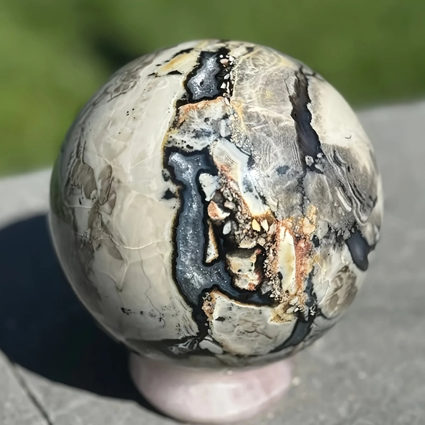 Natural Volcanic Agate Sphere UV Reactive Crystal Ball Home Decor Gift