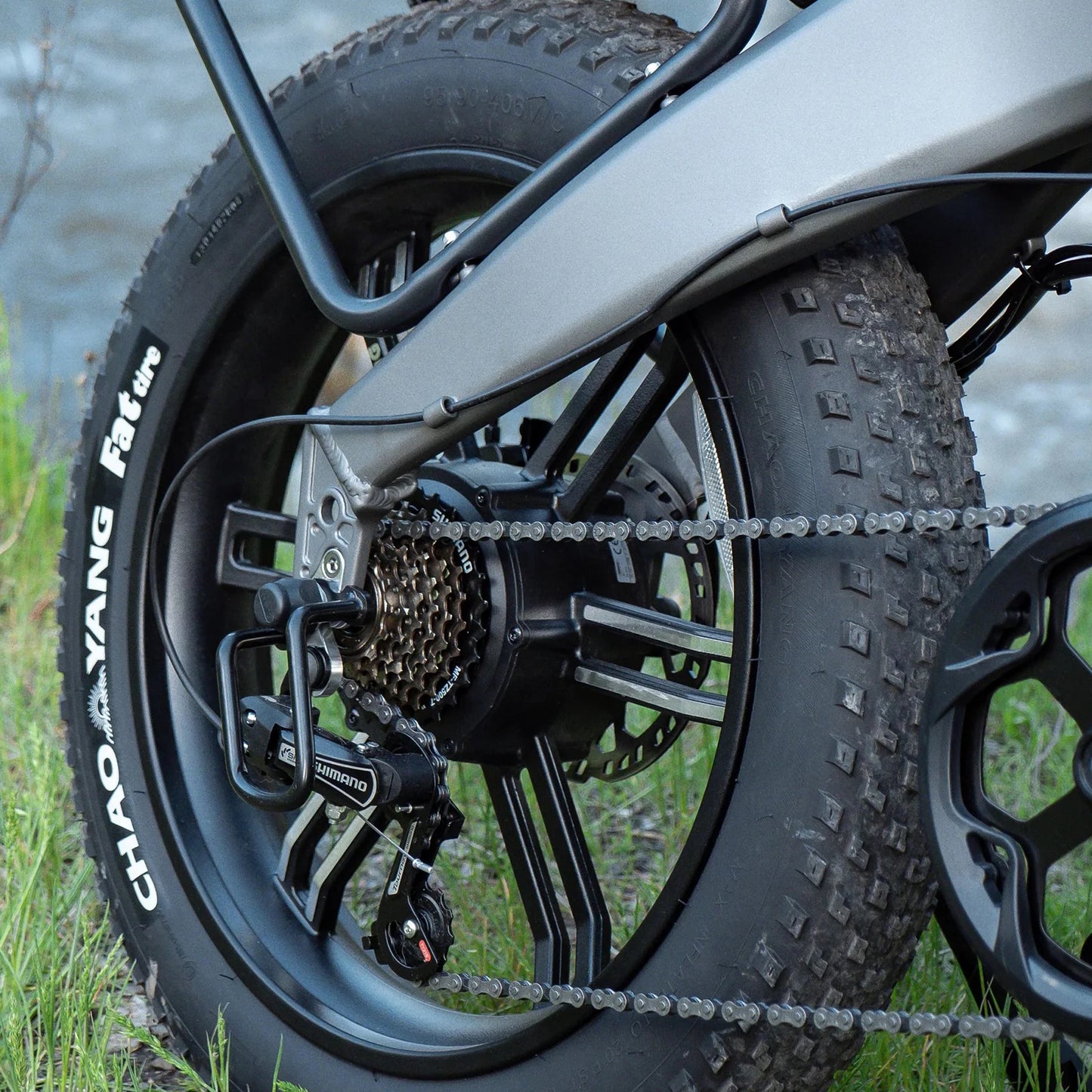 Folding Electric Bicycle Luckeep X1 1500W 60Mile 28Mph for Adults