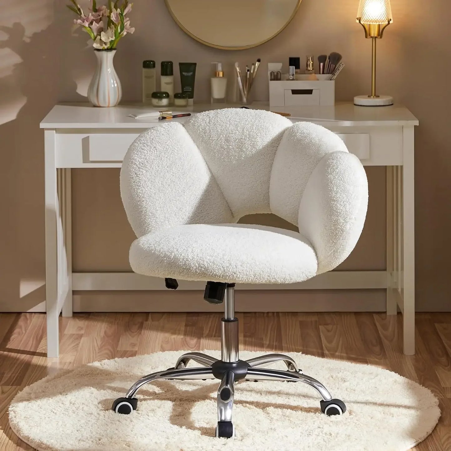 Boucle Upholstered Desk Chair Cloud-Shaped Adjustable Office Chair Rolling Wheels