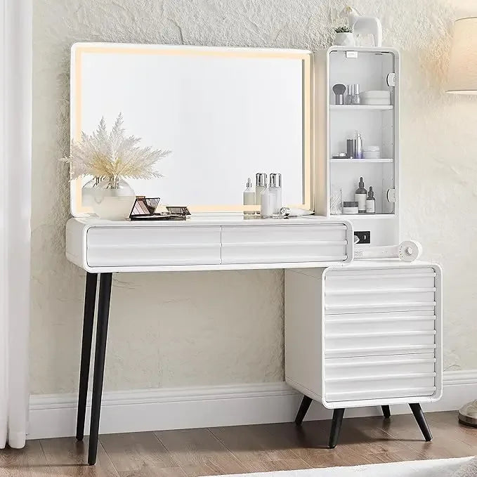 Fluted Makeup Vanity Desk with 35" Lighted Mirror and 5 Drawers