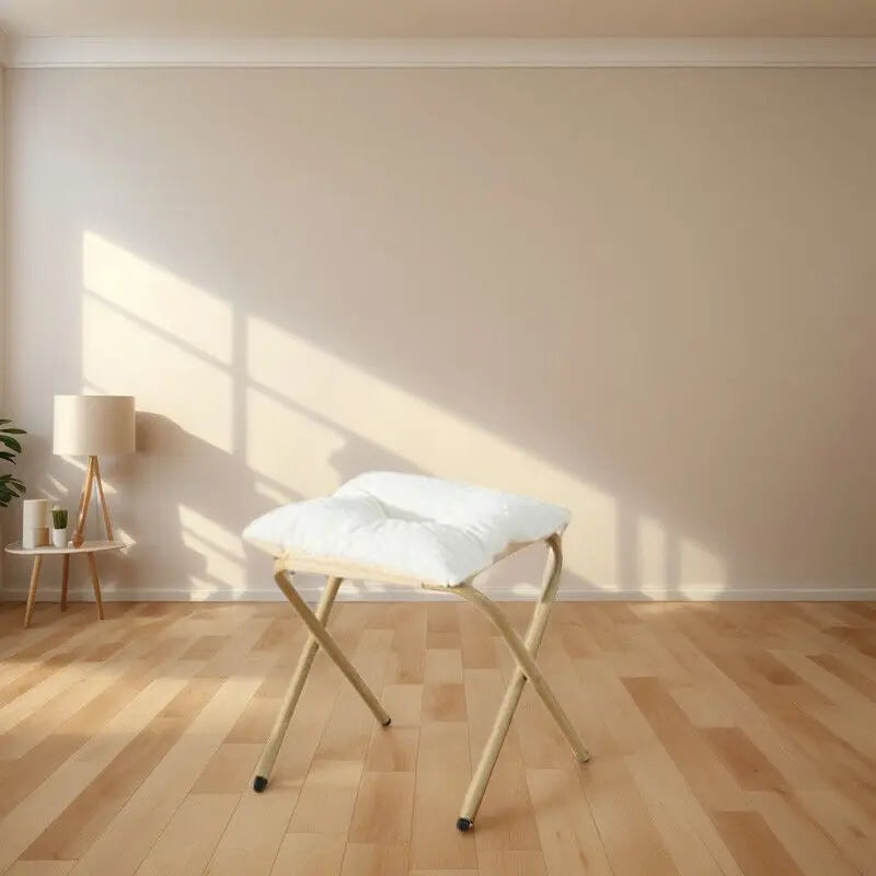 Ljustra Comfortable Faux Fur Saucer Chair Folding Lounge Chair Moon Shape