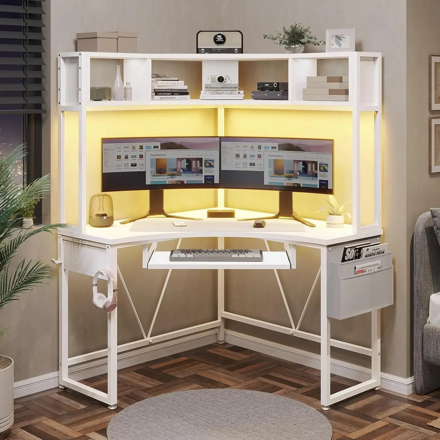 Ljustra Corner Desk Small Computer Desk with Hutch LED Lights