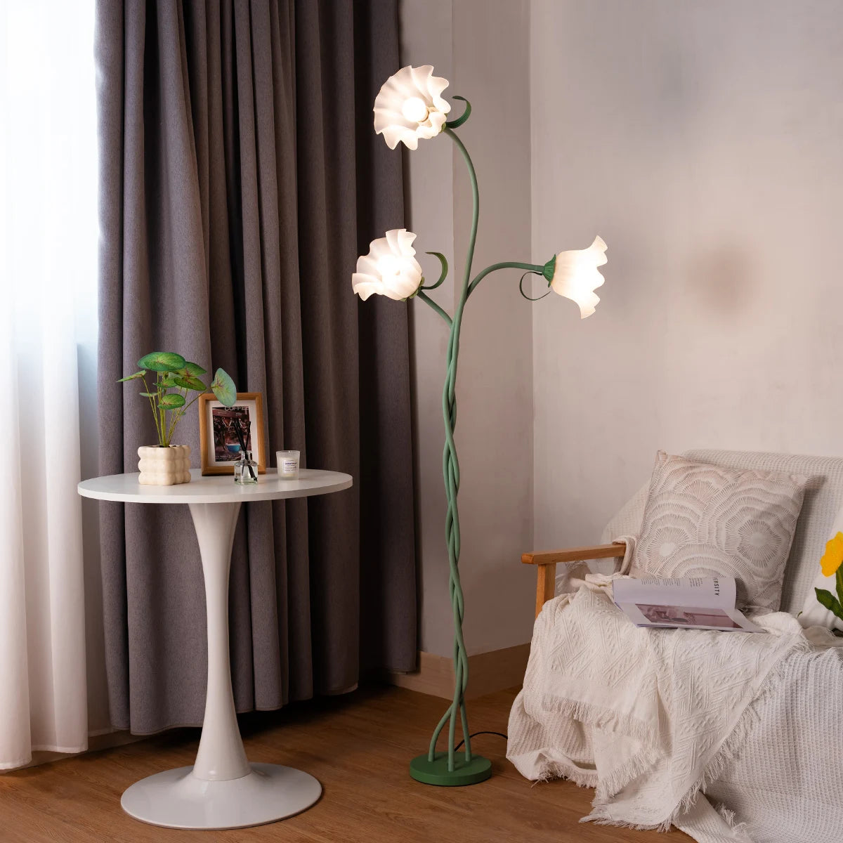 Retro 3-Head Flower Floor Lamp Dimmable Flexible Neck Home Decor