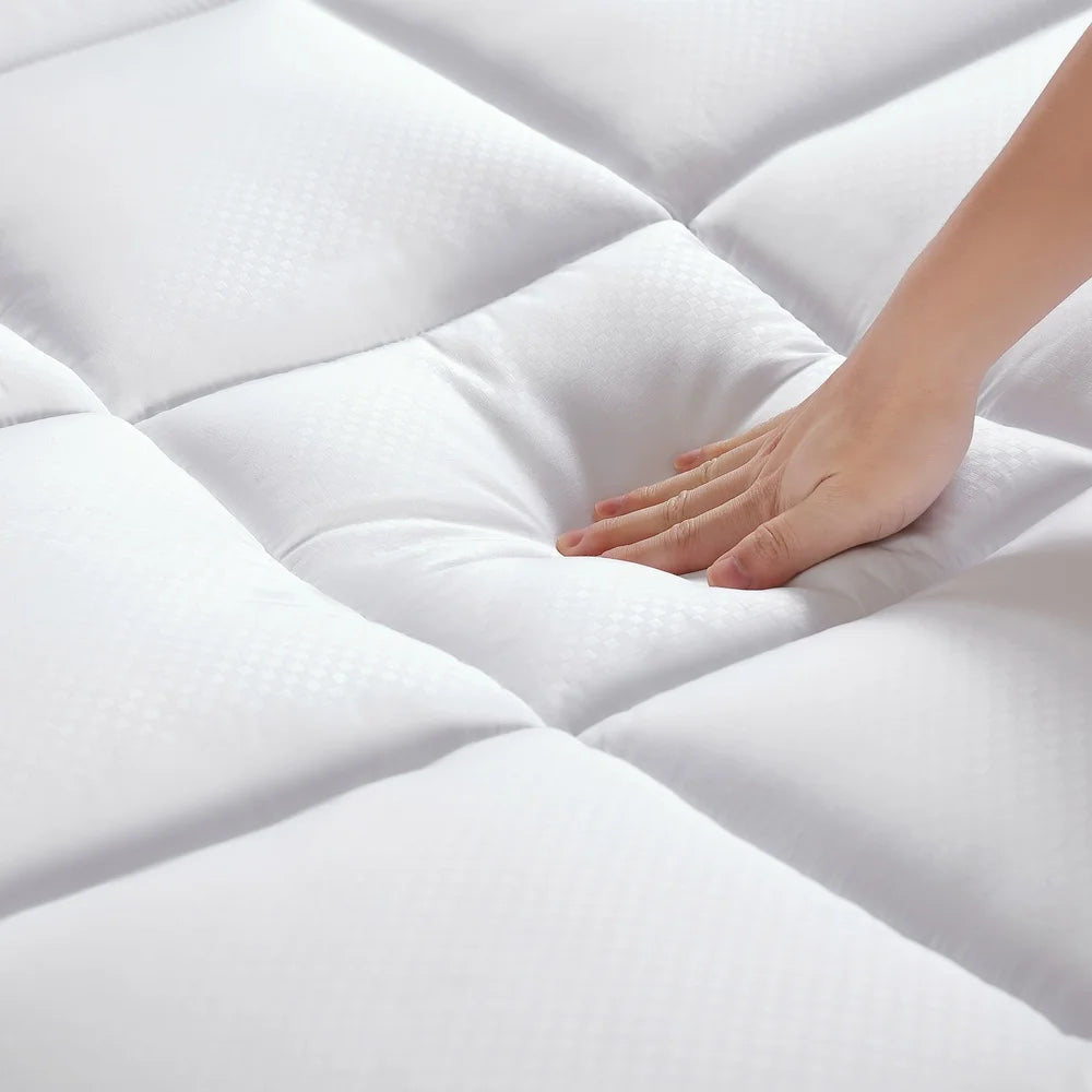 Ljustra Ultra Plush Mattress Topper Twin-XL Microban Odor Protection