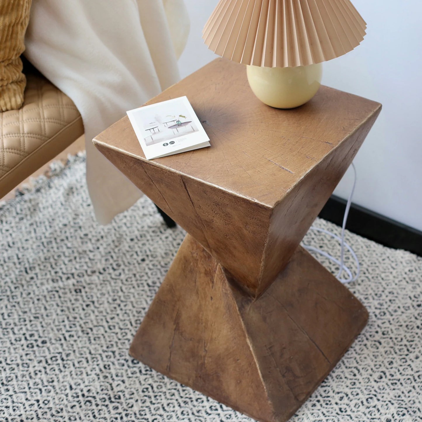 Lightweight Concrete Accent Table Modern Side Table Indoor Outdoor