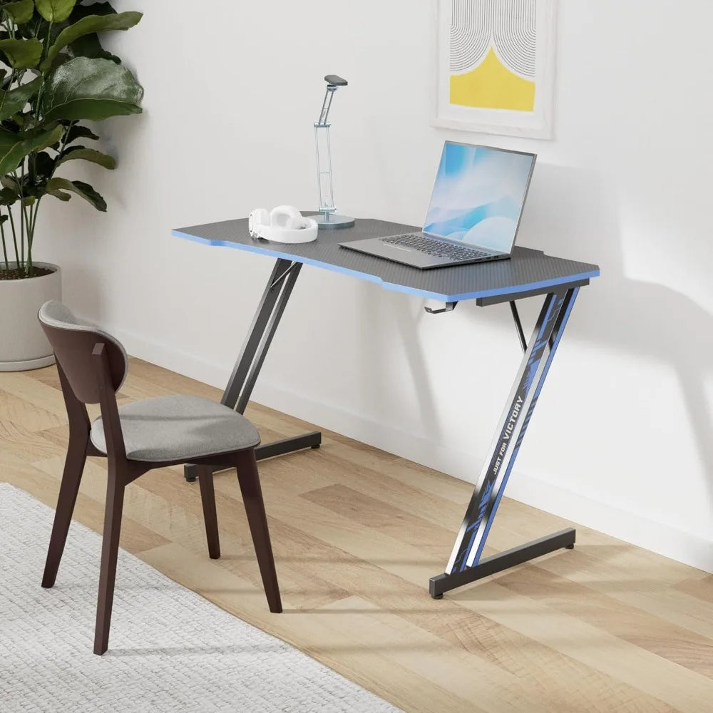 Modern 47 Inch Z-Shaped Gaming Desk with Headphone Hook Home Office