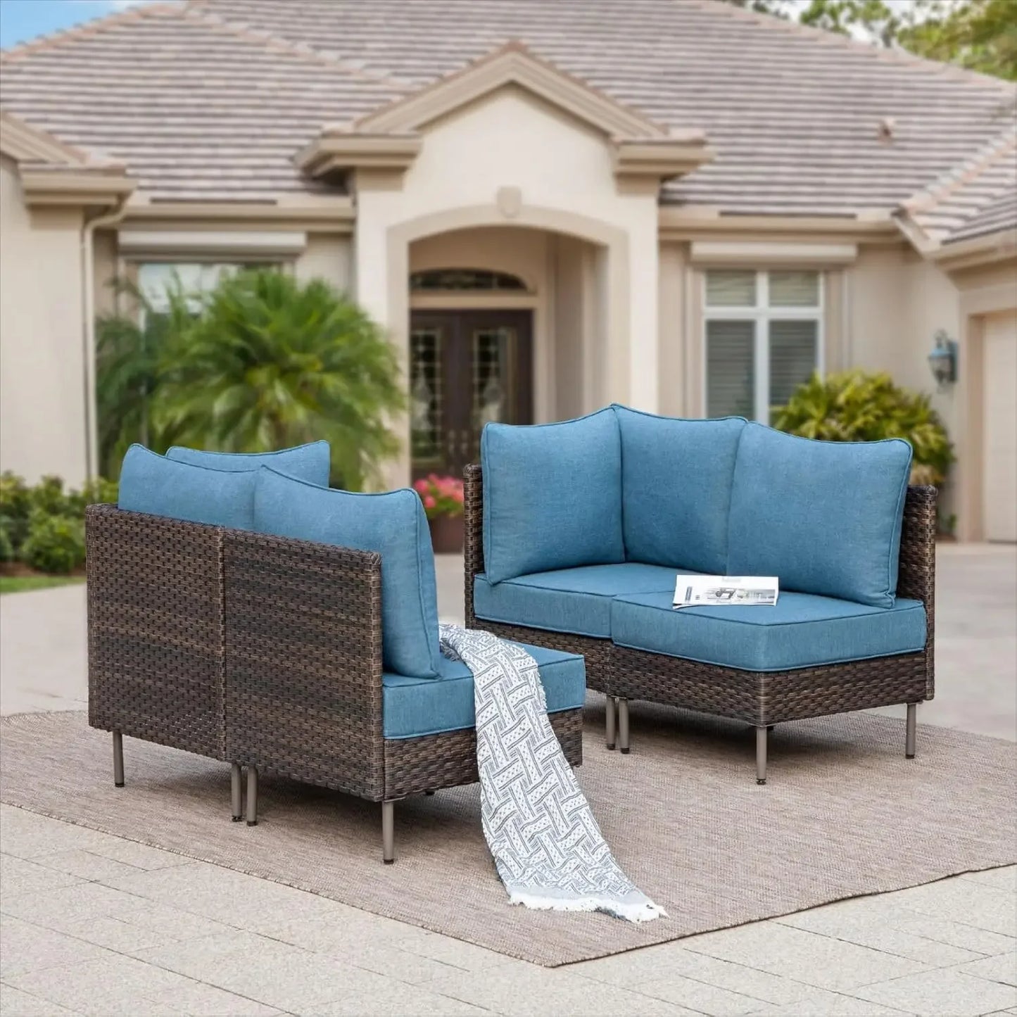 L-Shaped Outdoor Wicker Sectional Sofa Set with Coffee Table for 4