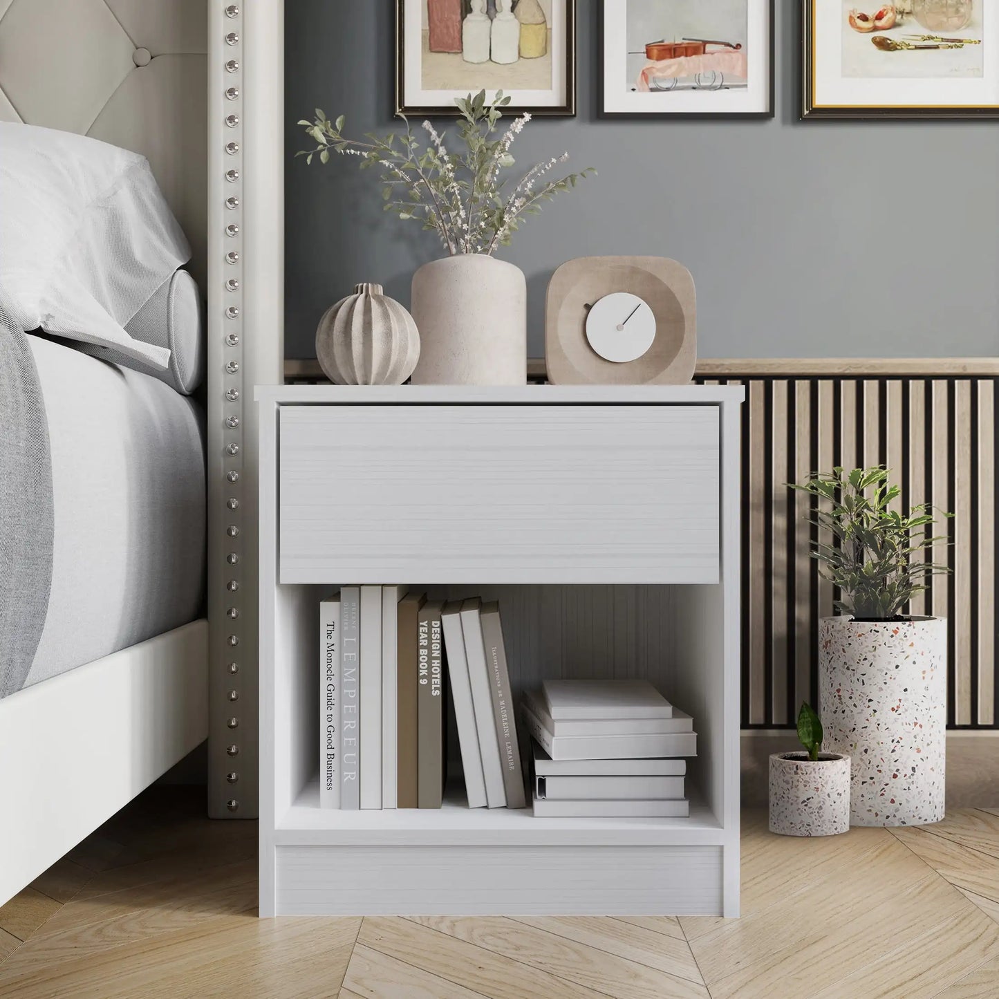 Versatile Wood Side Table Minimalist Nightstand with Drawer for Living Room
