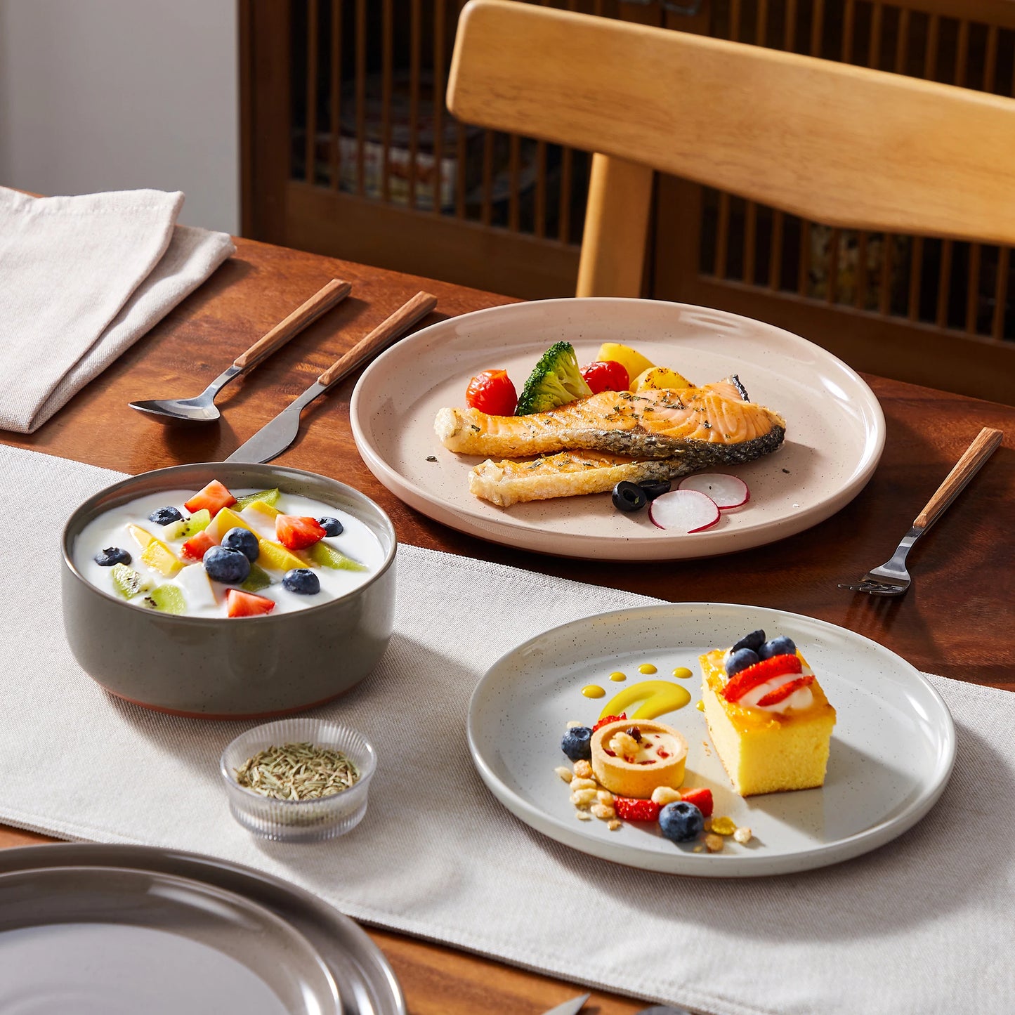 Ljustra 12/24 Pcs Dinnerware Set Curved Edge Stoneware Plates